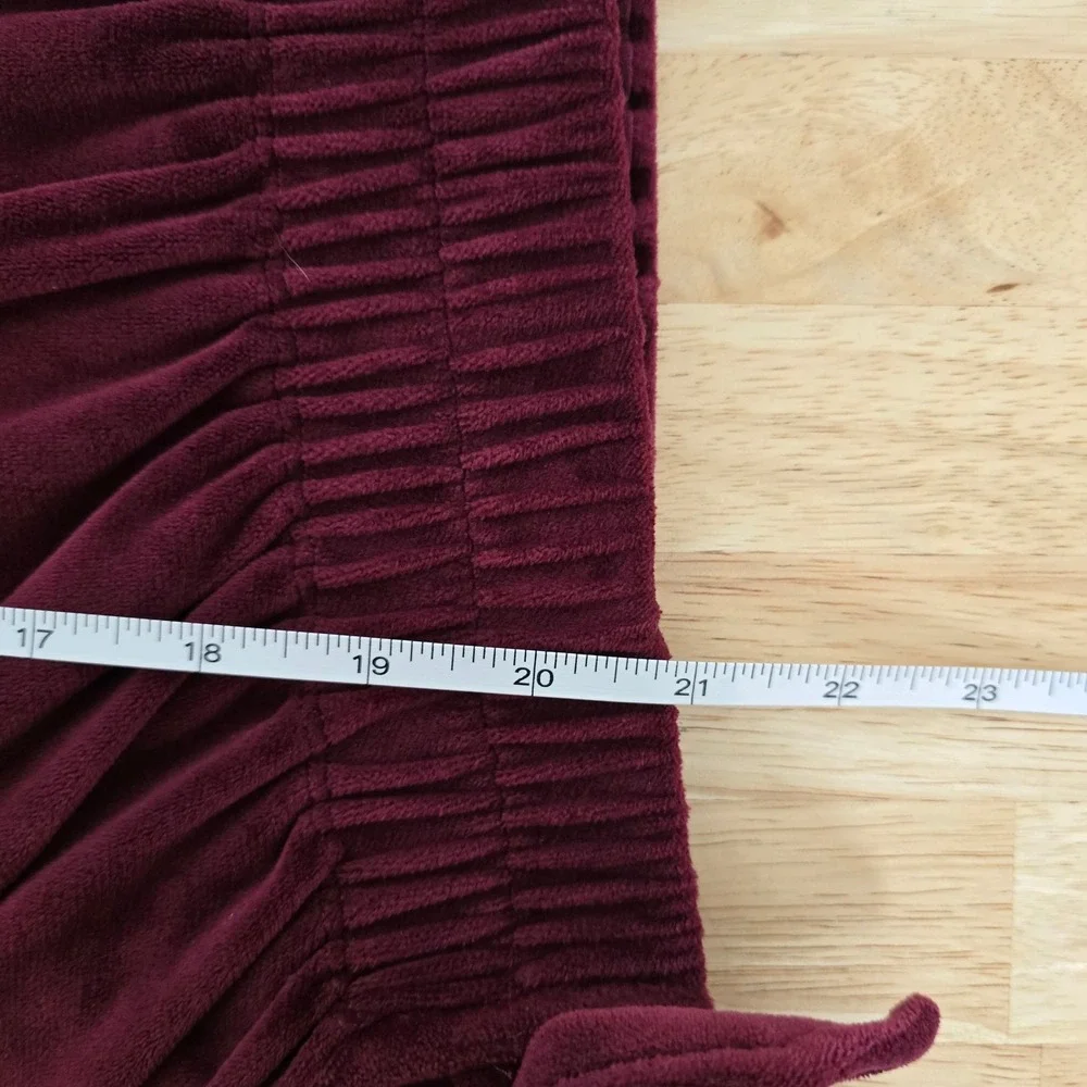 Daily Practice Anthropologie Burgundy‎ Velvet Cowl Neck Sweatshirt Womens Medium